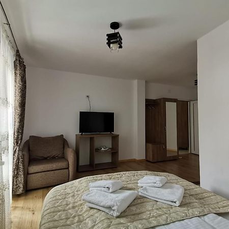 Casa Dana Olteanu Hotell Moeciu De Sus Exteriör bild