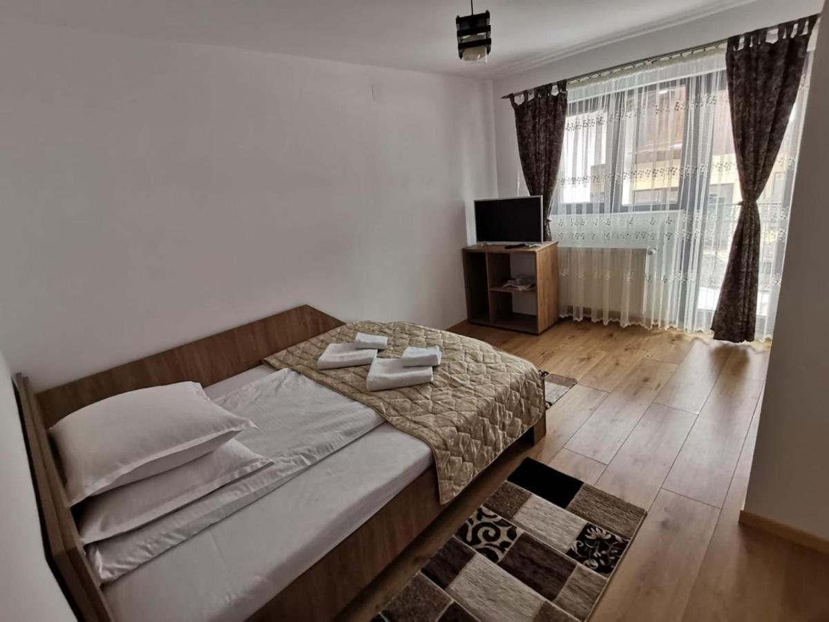 Casa Dana Olteanu Hotell Moeciu De Sus Exteriör bild