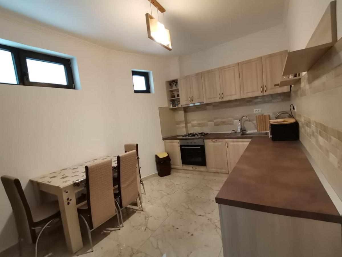 Casa Dana Olteanu Hotell Moeciu De Sus Exteriör bild