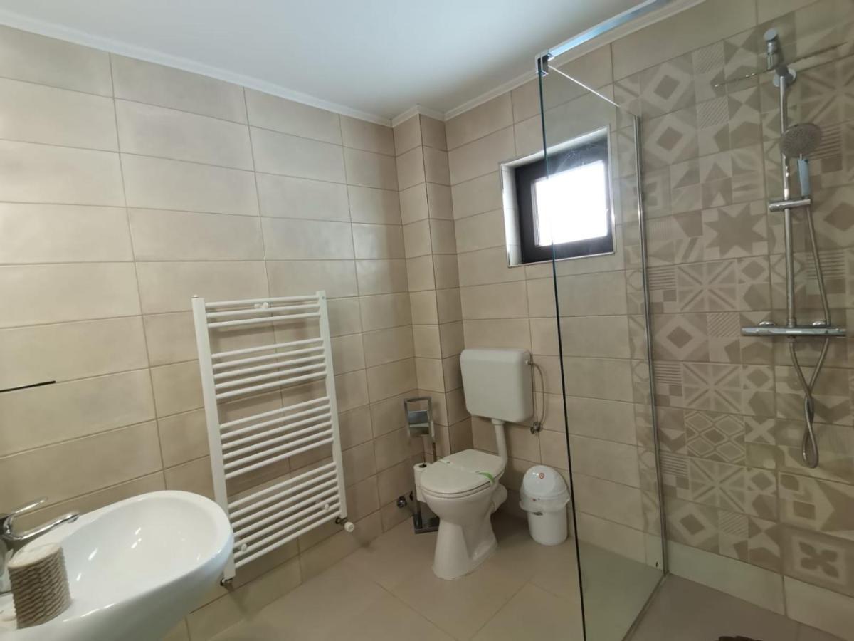Casa Dana Olteanu Hotell Moeciu De Sus Exteriör bild