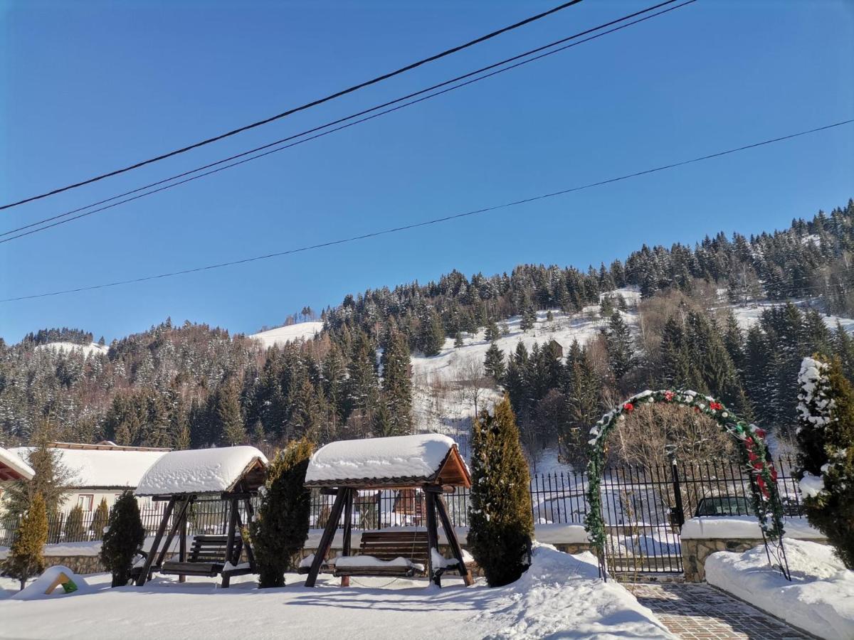 Casa Dana Olteanu Hotell Moeciu De Sus Exteriör bild